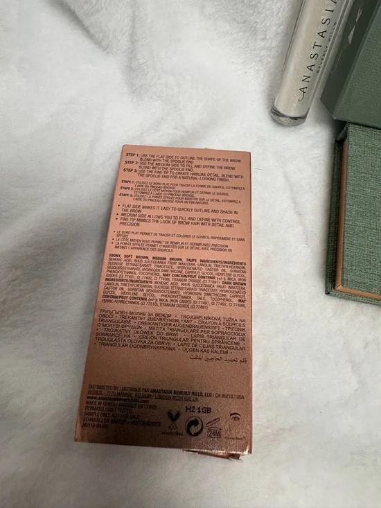 Anastasia Beverly Hills Bundle Eyeshadow Lip Gloss and Brow Definer New In Box - Picture 3 of 12